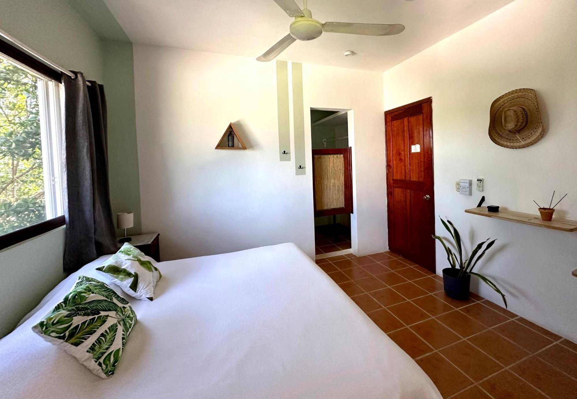 Sirenas Caribbean Hotel